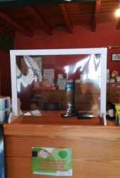 PANTALLES PROTECTORES FRONT A LA COVID-19